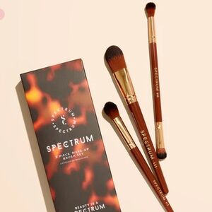 Spectrum 3 Piece Make-Up Brush Set